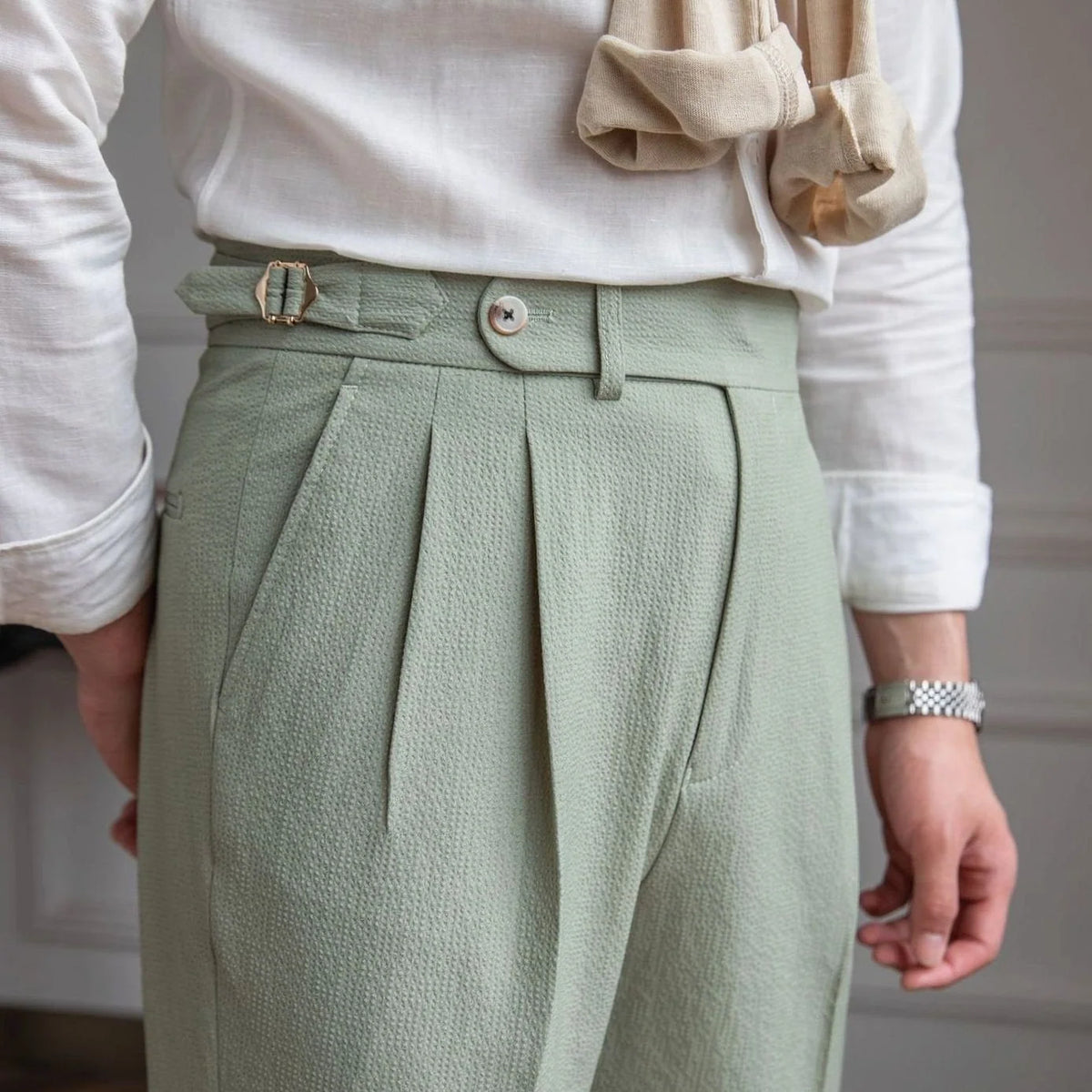 Men's Tailored High-Rise Pleated Trousers with Cuffed Hem 9