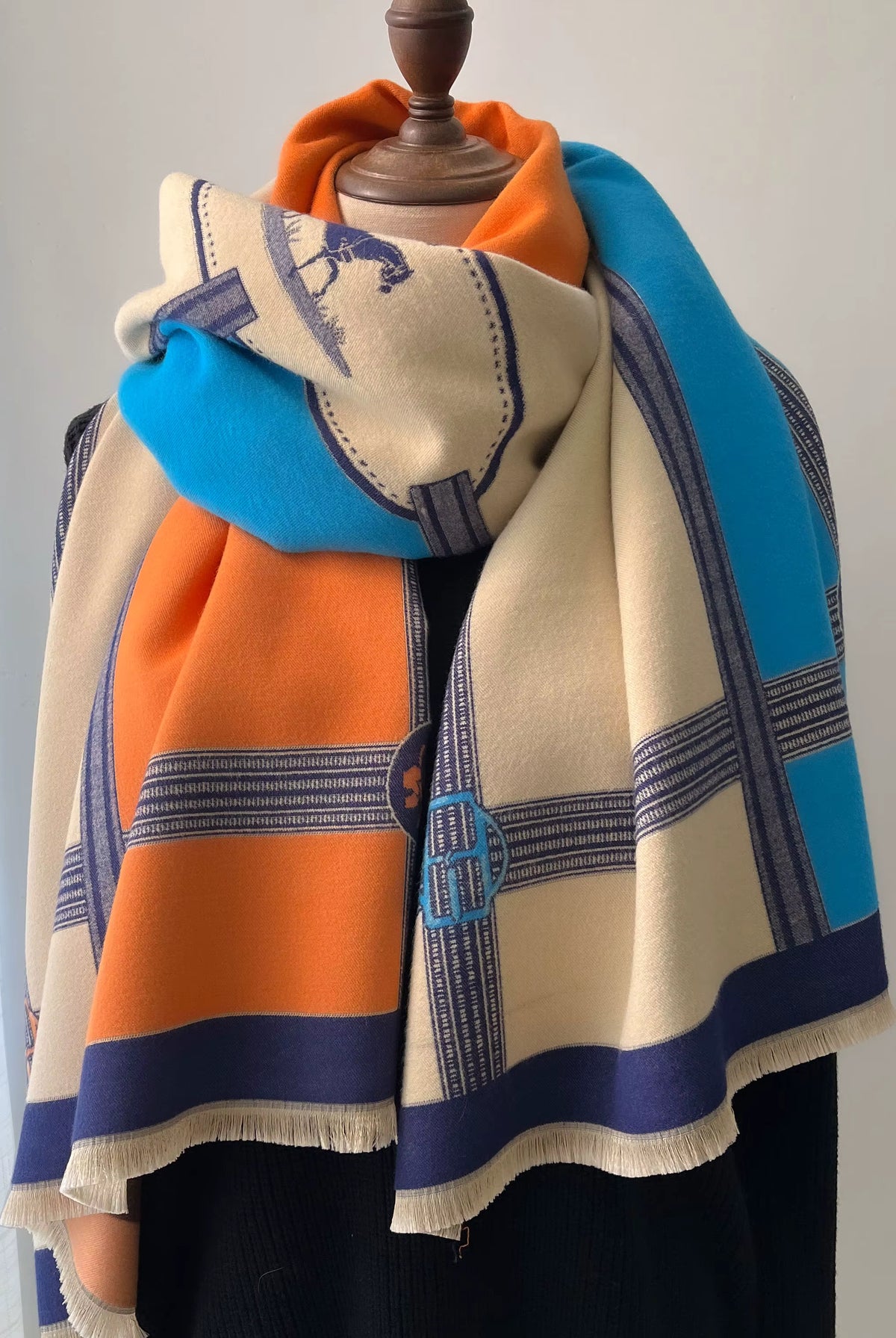 Women's Thick Printed Shawl Scarf - Cozy Wrap for Layering 2