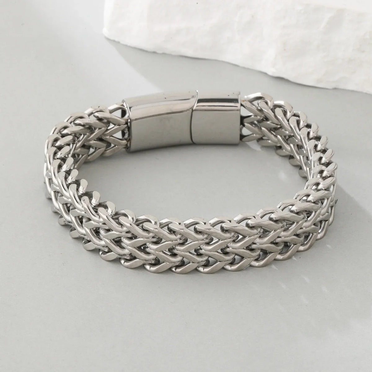 Men's Chainlink Bracelet with Gold-Tone Finish in Durable Stainless Steel 5
