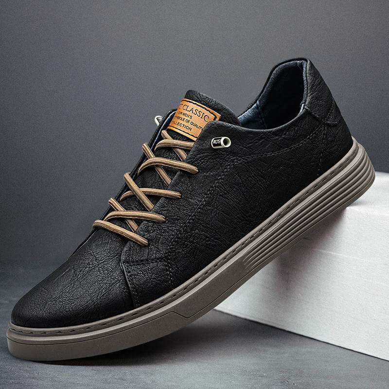 Men's Leather Low-Top Sneakers with Textured Finish and Cushioned Insole 0