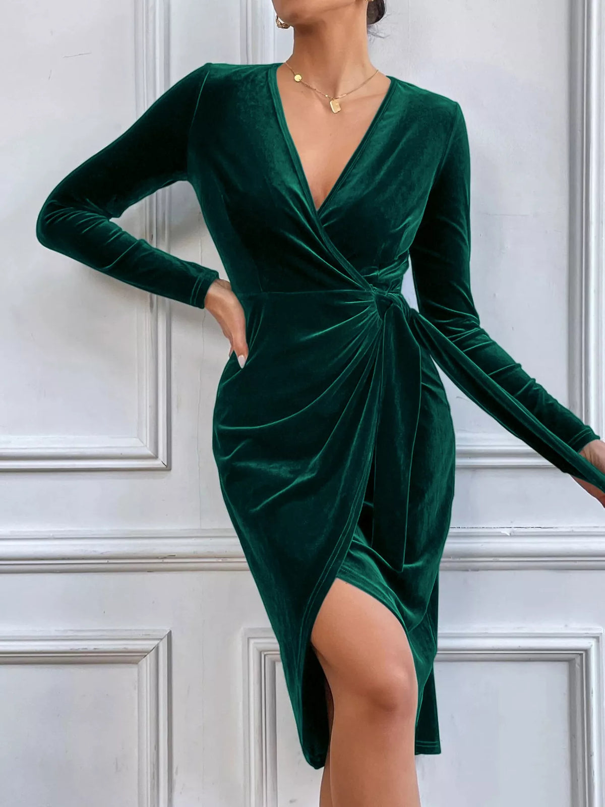 Men's Long-Sleeve Velvet Midi Dress with Crossover Neckline and Twisted Waist Detail 0