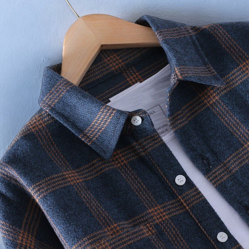 Men's Plaid Button-Down Flannel Shirt Relaxed Fit with Chest Pockets 2