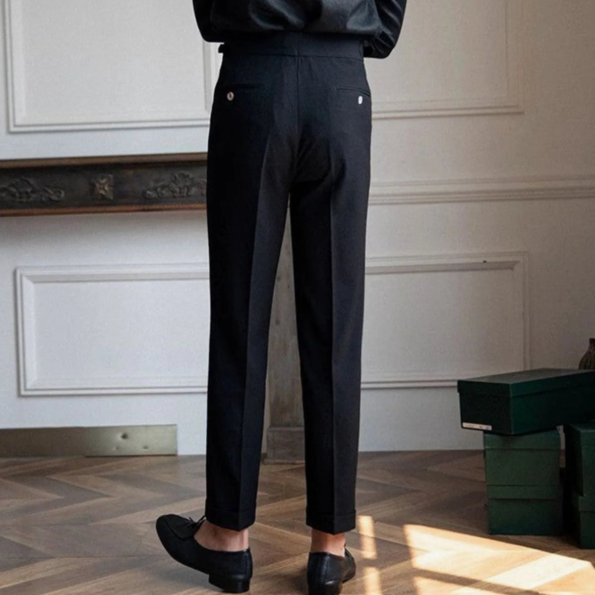 Men's Tailored High-Rise Pleated Trousers with Cuffed Hem 4