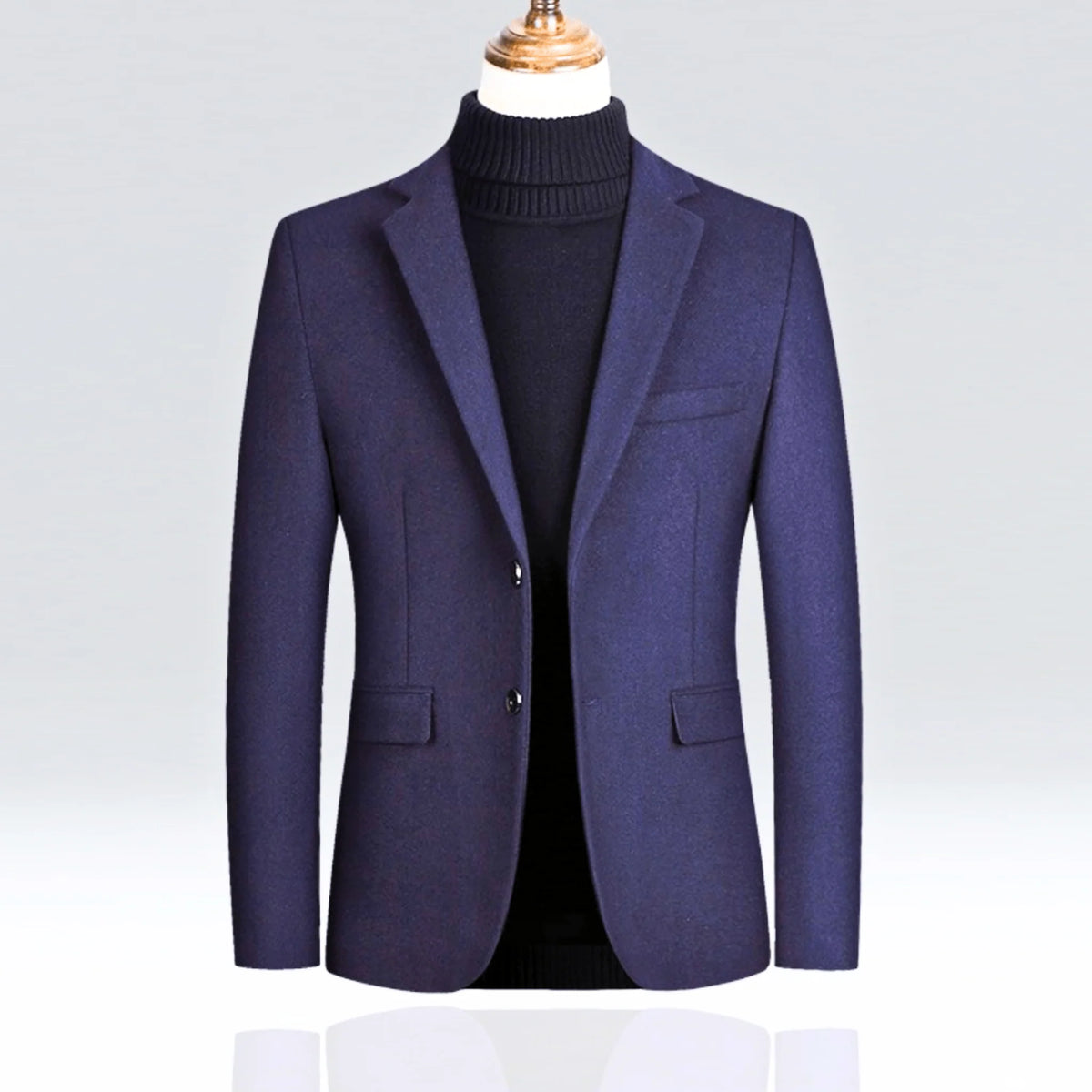 Men's Tailored Wool Blazer with Streamlined Silhouette 0