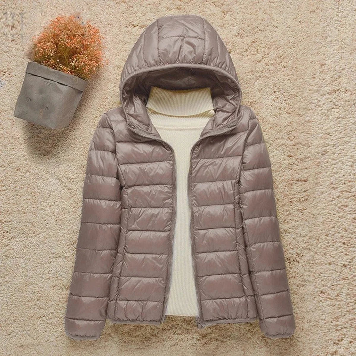 Women's Lightweight Quilted Hooded Puffer Jacket 0