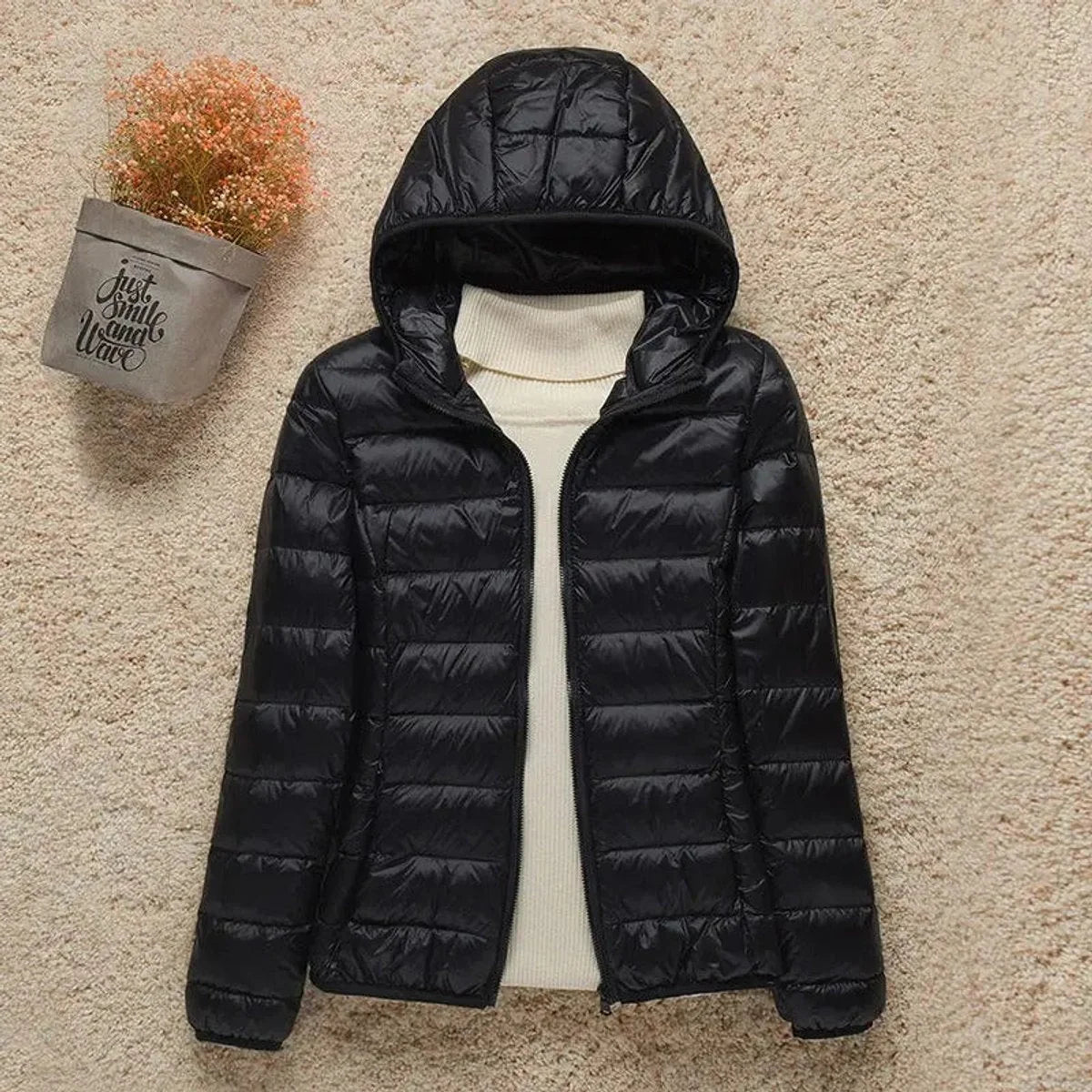 Women's Lightweight Quilted Hooded Puffer Jacket 3