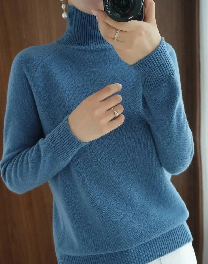 Women's Merino Wool Ribbed Roll Neck Sweater 2