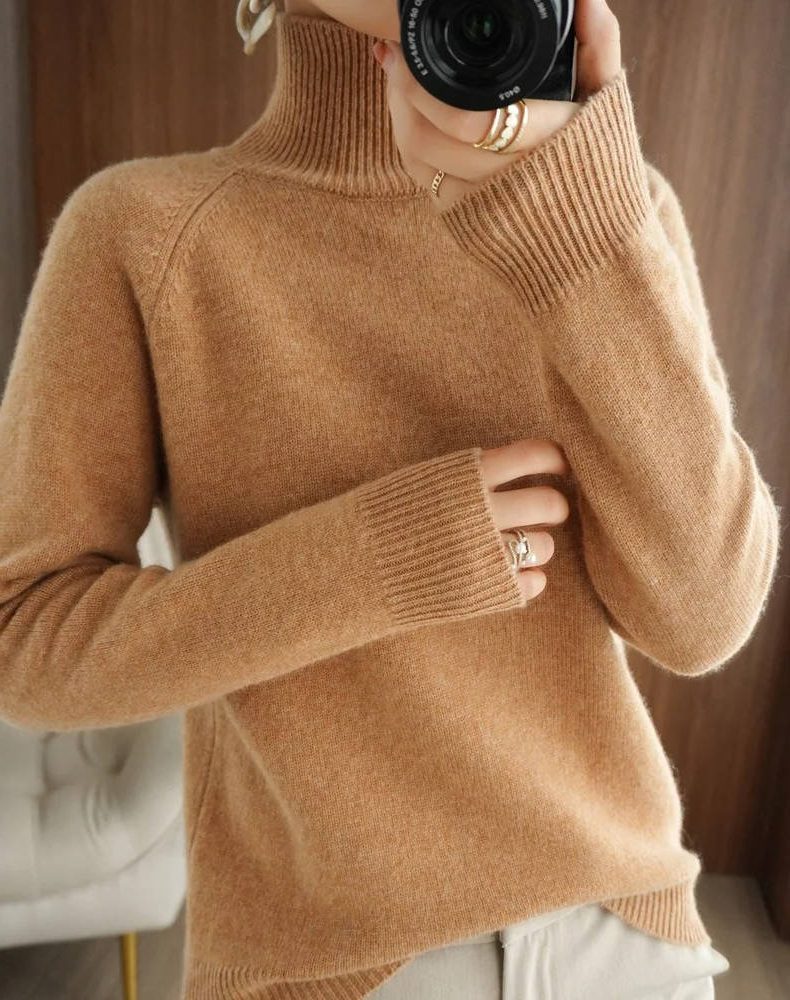 Women's Merino Wool Ribbed Roll Neck Sweater 6