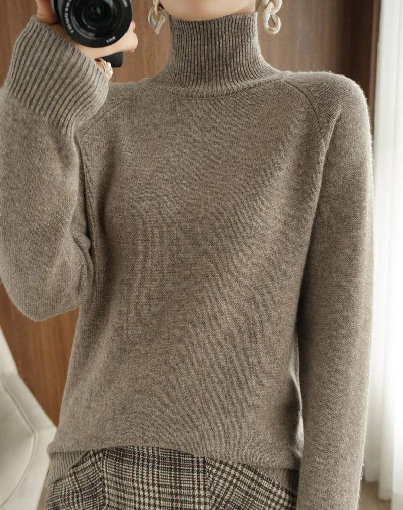 Women's Merino Wool Ribbed Roll Neck Sweater 8