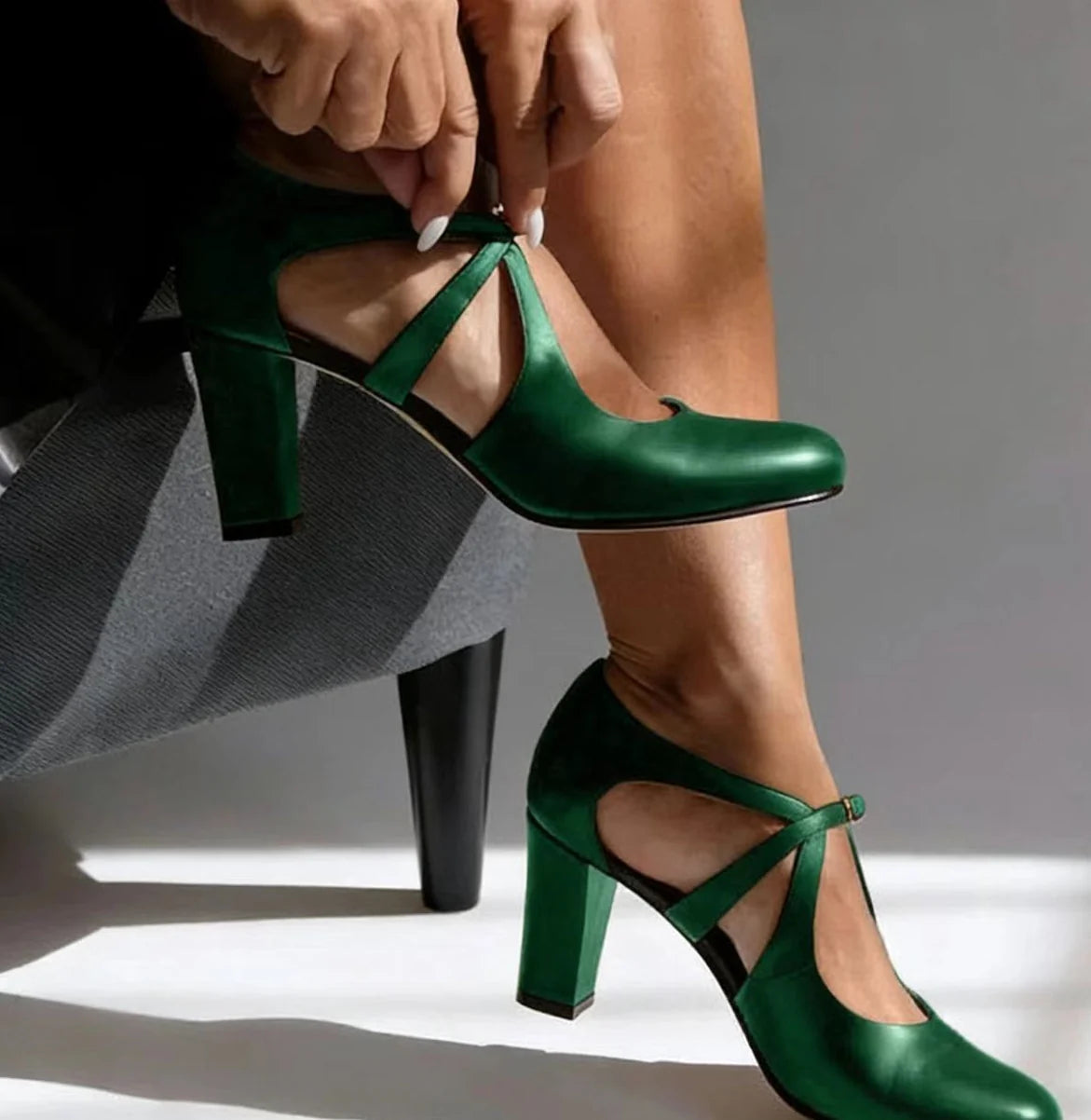 Women's Strap Heels with Stable Block Heel and Supportive Design 1